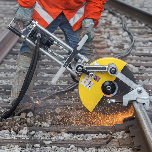 Reversing Rail Saw
