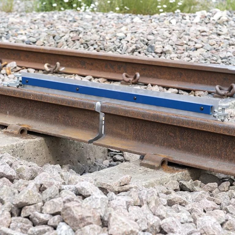Straight Edges | Precision Rail Alignment Tools